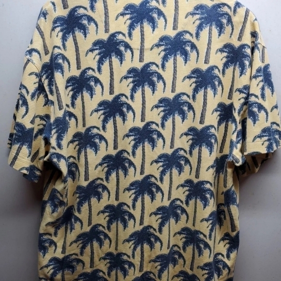 VINTAGE BUGLE BOY HAWAIIAN PALM TREE PRINT POLO WITH POCKET SIZE LARGE - Picture 4 of 4
